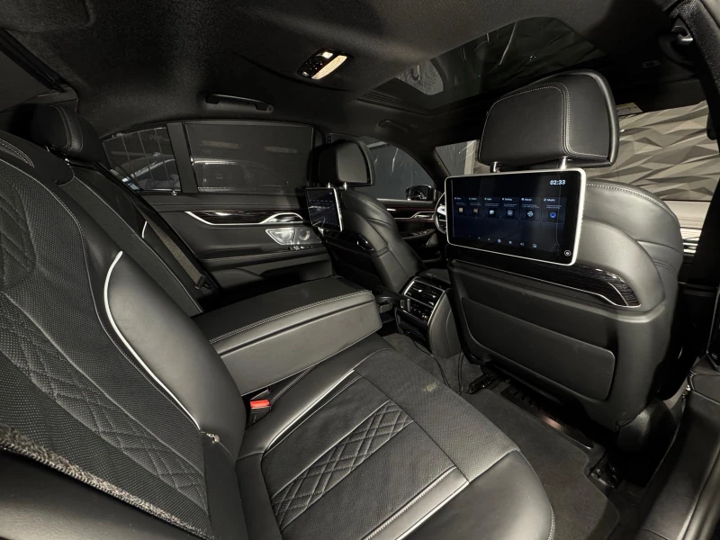BMW 750 i xDrive M-sportpack 3d B&W* 360* Pano* 3xTV, снимка 9 - Автомобили и джипове - 52225993