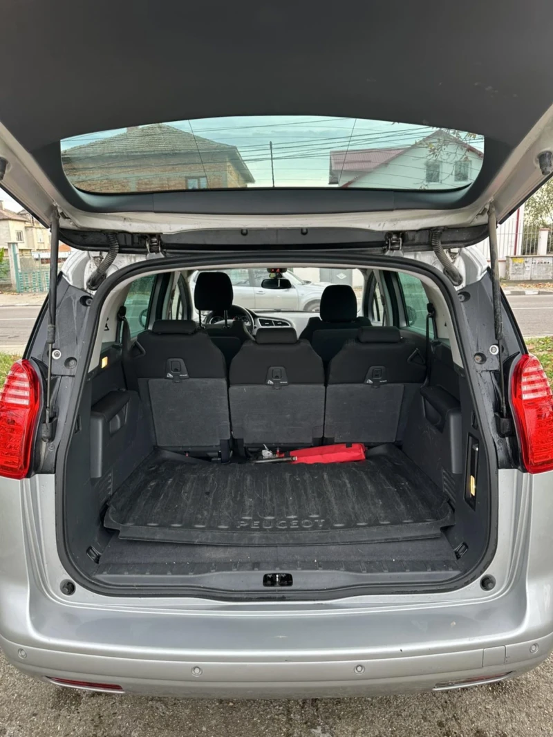 Peugeot 5008, снимка 8 - Автомобили и джипове - 52456347