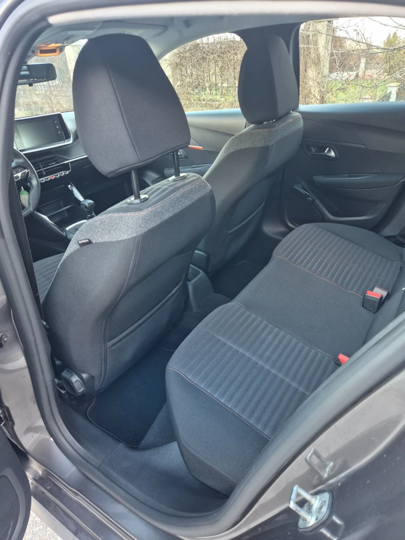 Peugeot 208 1.5HDI, снимка 8 - Автомобили и джипове - 52831192