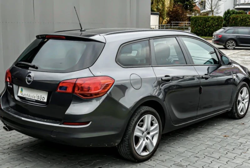 Opel Astra Opel Astra Sports Tourer, снимка 8 - Автомобили и джипове - 52866580