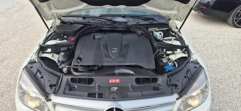 Mercedes-Benz C 220 C200/136К.С/AVANTGARDE/270X.KM/ПЕРФЕКТЕН, снимка 13 - Автомобили и джипове - 52867562