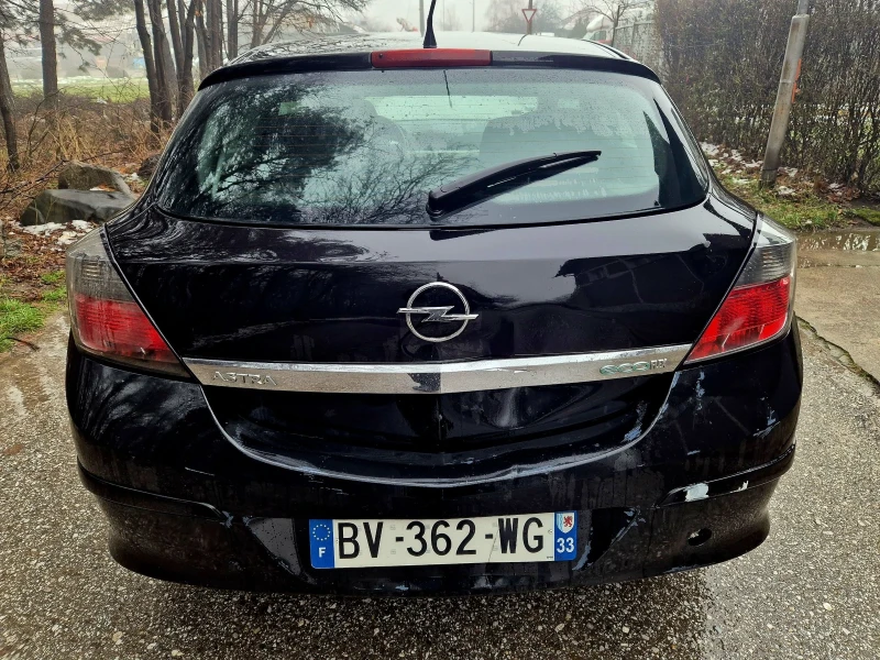 Opel Astra 1.7DCTI CUPE!, снимка 8 - Автомобили и джипове - 53057573