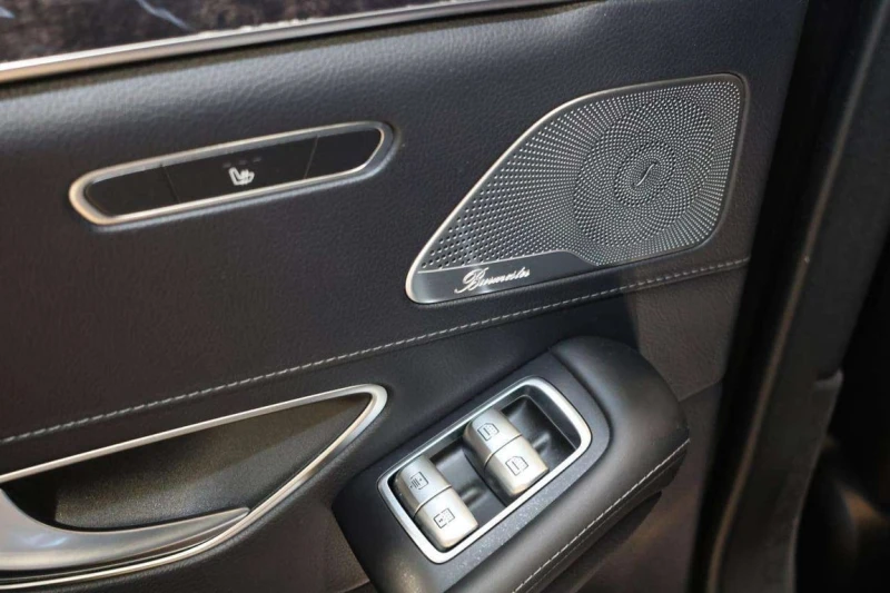Mercedes-Benz S 560 DISTRONIC| MASSAGE| CAMERA| NAVIGATION, снимка 13 - Автомобили и джипове - 53234063