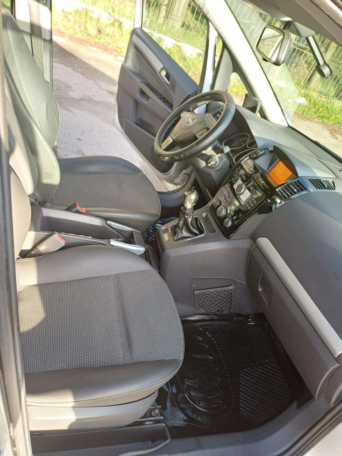Opel Zafira  - изображение 10