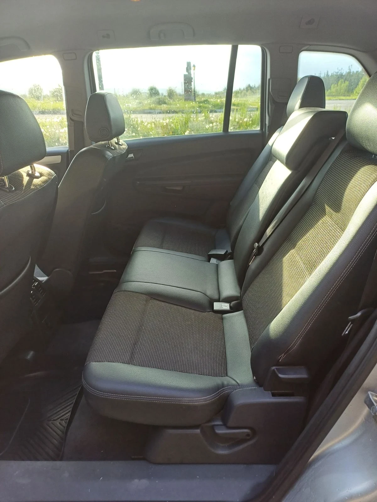 Opel Zafira  - изображение 8