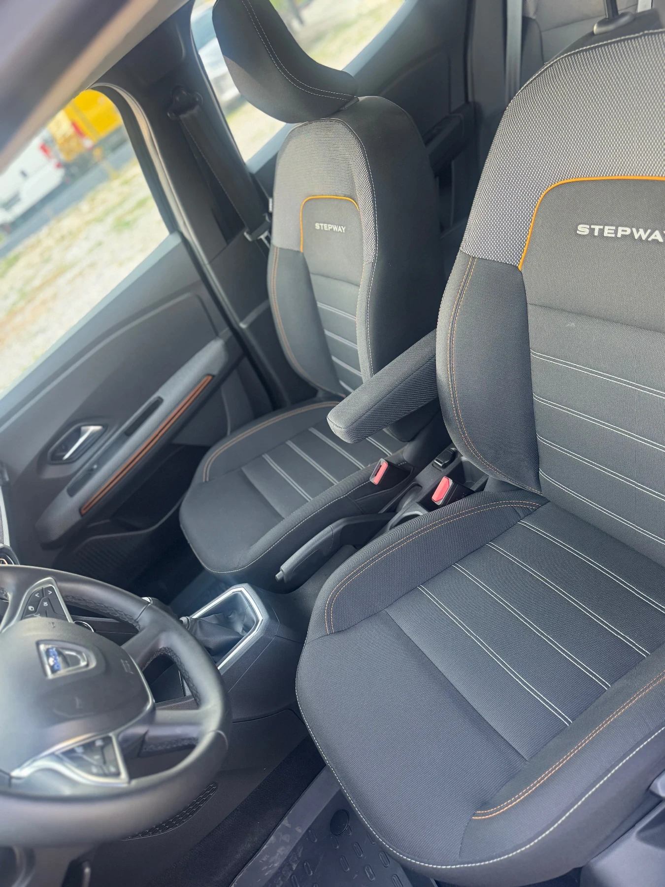Dacia Sandero STEPWAY 1.0 Tce euro 6 - изображение 9