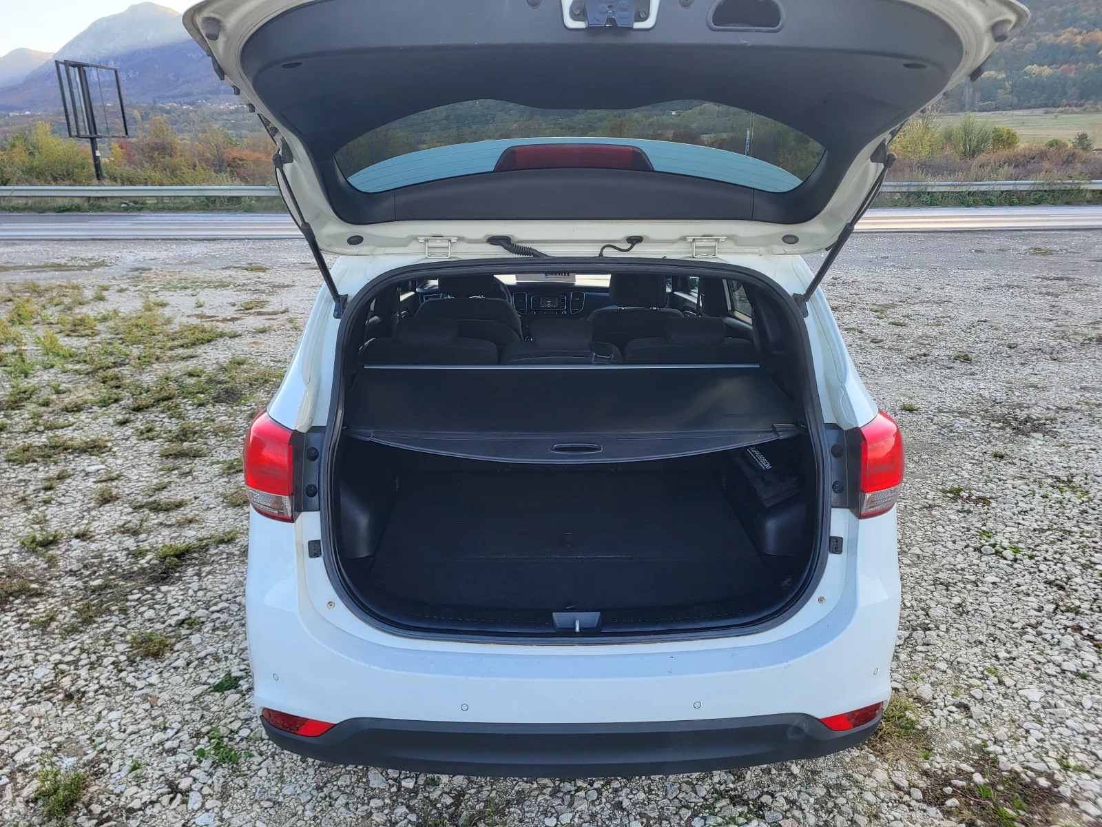 Kia Carens 1.7CRDi | Mobile.bg   11