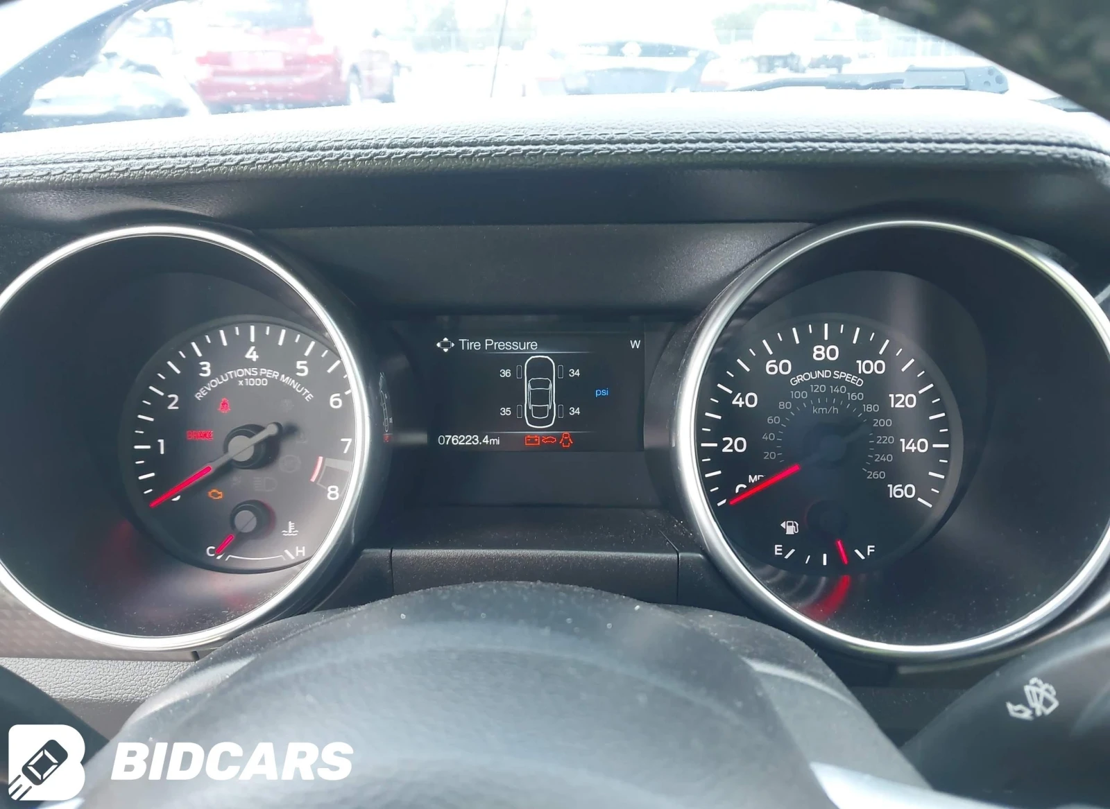 Ford Mustang  - изображение 7