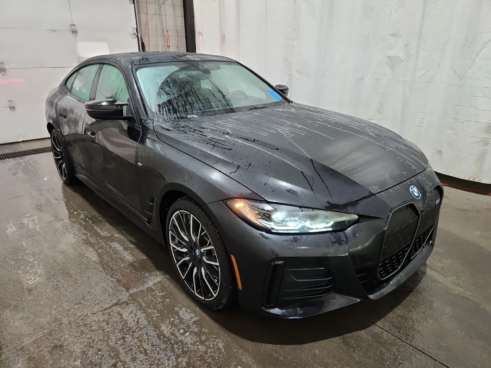 BMW i4 M50 * * КУПИ СЕГА * * CARFAX * * АВТО КРЕДИТ * *  - изображение 3