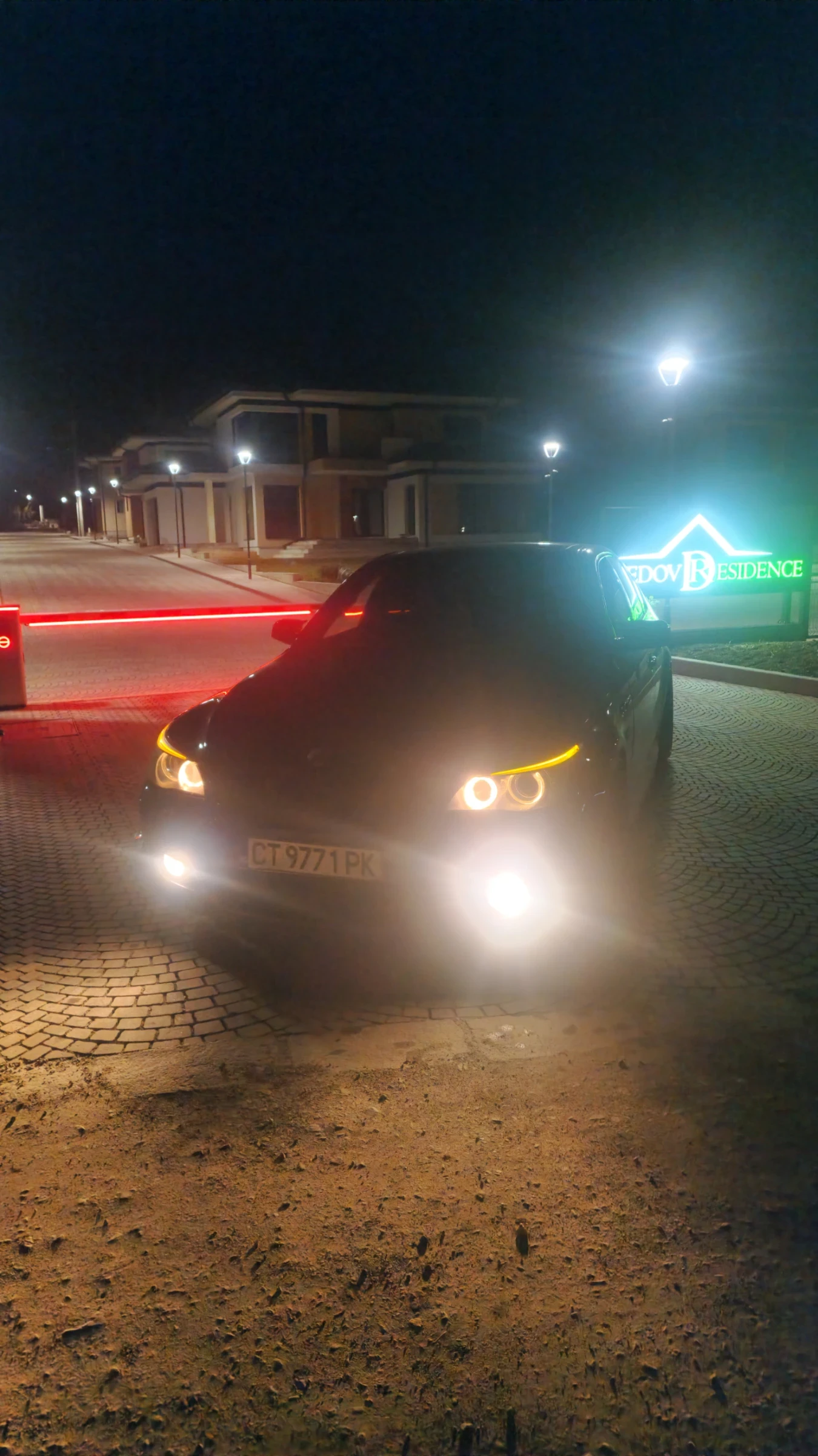 BMW 550 Tuning, cold air intake , pops and bangs , body ki