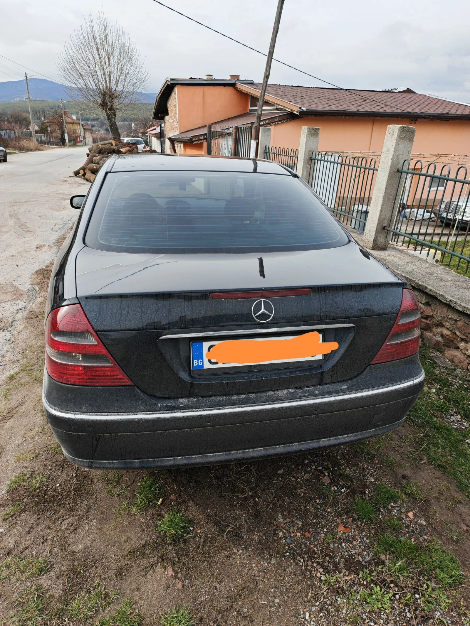 Mercedes-Benz E 270, снимка 2 - Автомобили и джипове - 54016465