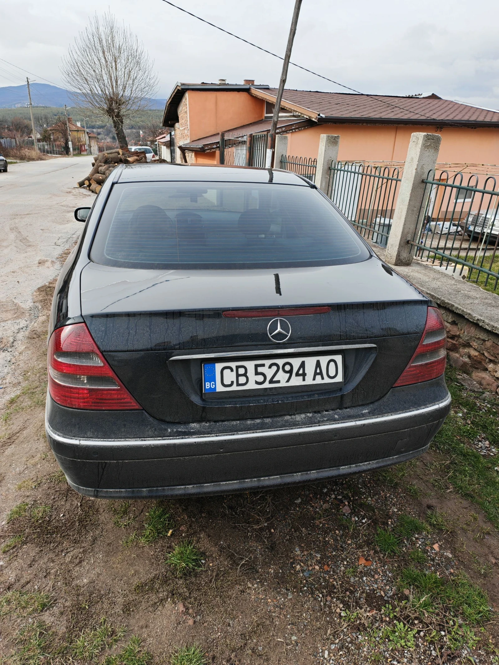 Mercedes-Benz E 270, снимка 2 - Автомобили и джипове - 54016465