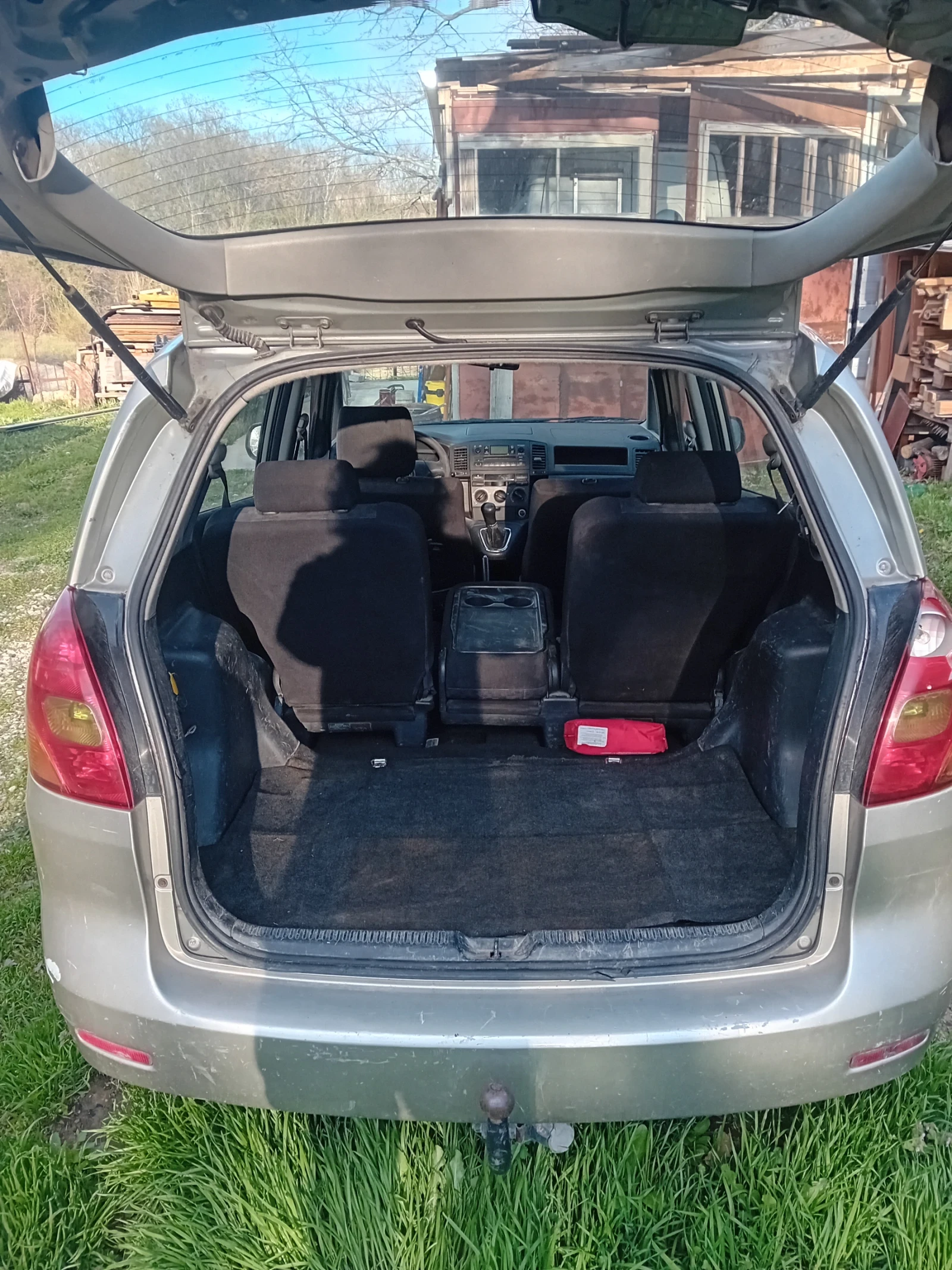 Toyota Corolla verso, снимка 2 - Автомобили и джипове - 54157331