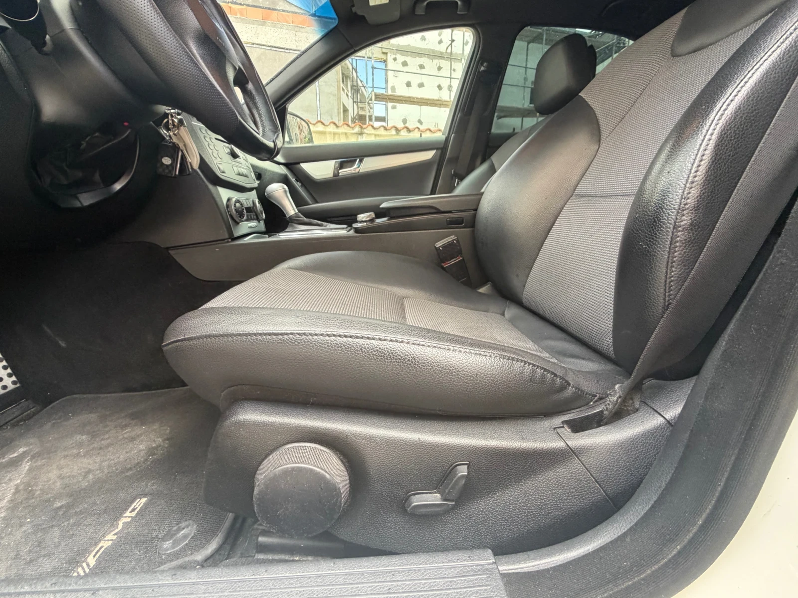 Mercedes-Benz C 220 AMG , снимка 6 - Автомобили и джипове - 54510827