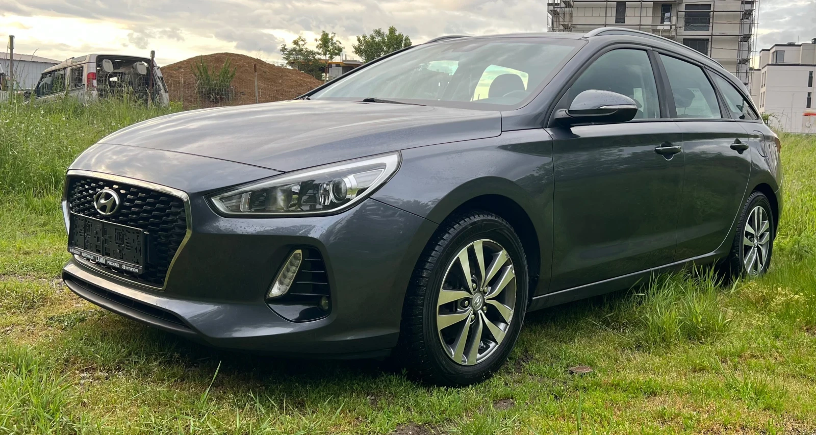Hyundai I30 1.6:Crdi Euro/6, снимка 3 - Автомобили и джипове - 54704983