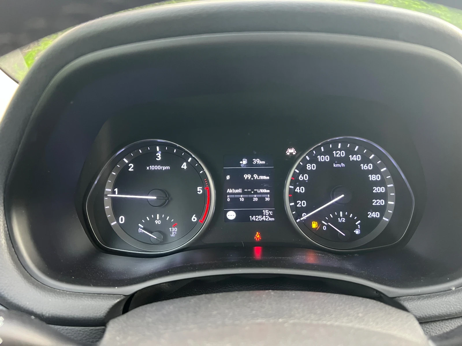 Hyundai I30 1.6:Crdi Euro/6, снимка 13 - Автомобили и джипове - 54704983