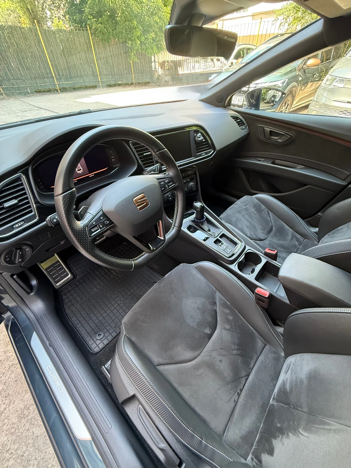 Seat Cupra LEON 300ST 4DRIVE, снимка 9 - Автомобили и джипове - 54836335