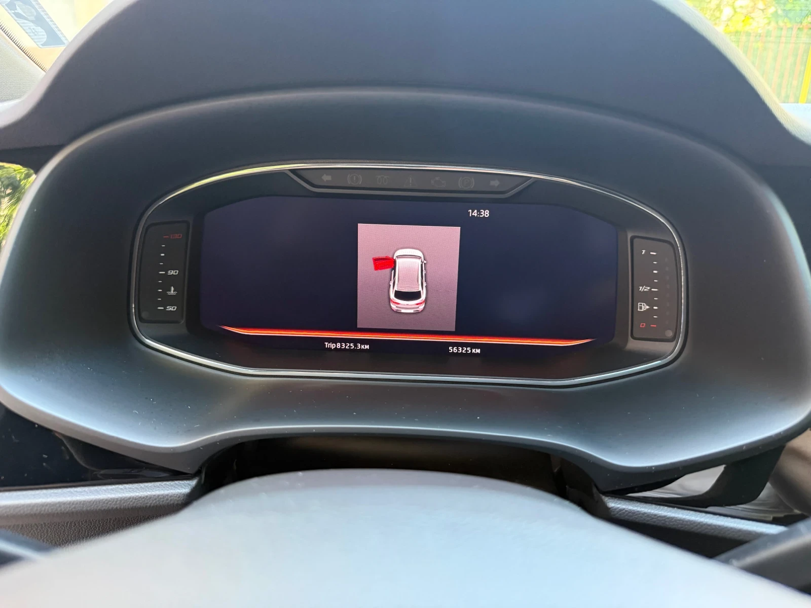 Seat Cupra LEON 300ST 4DRIVE, снимка 16 - Автомобили и джипове - 54836335