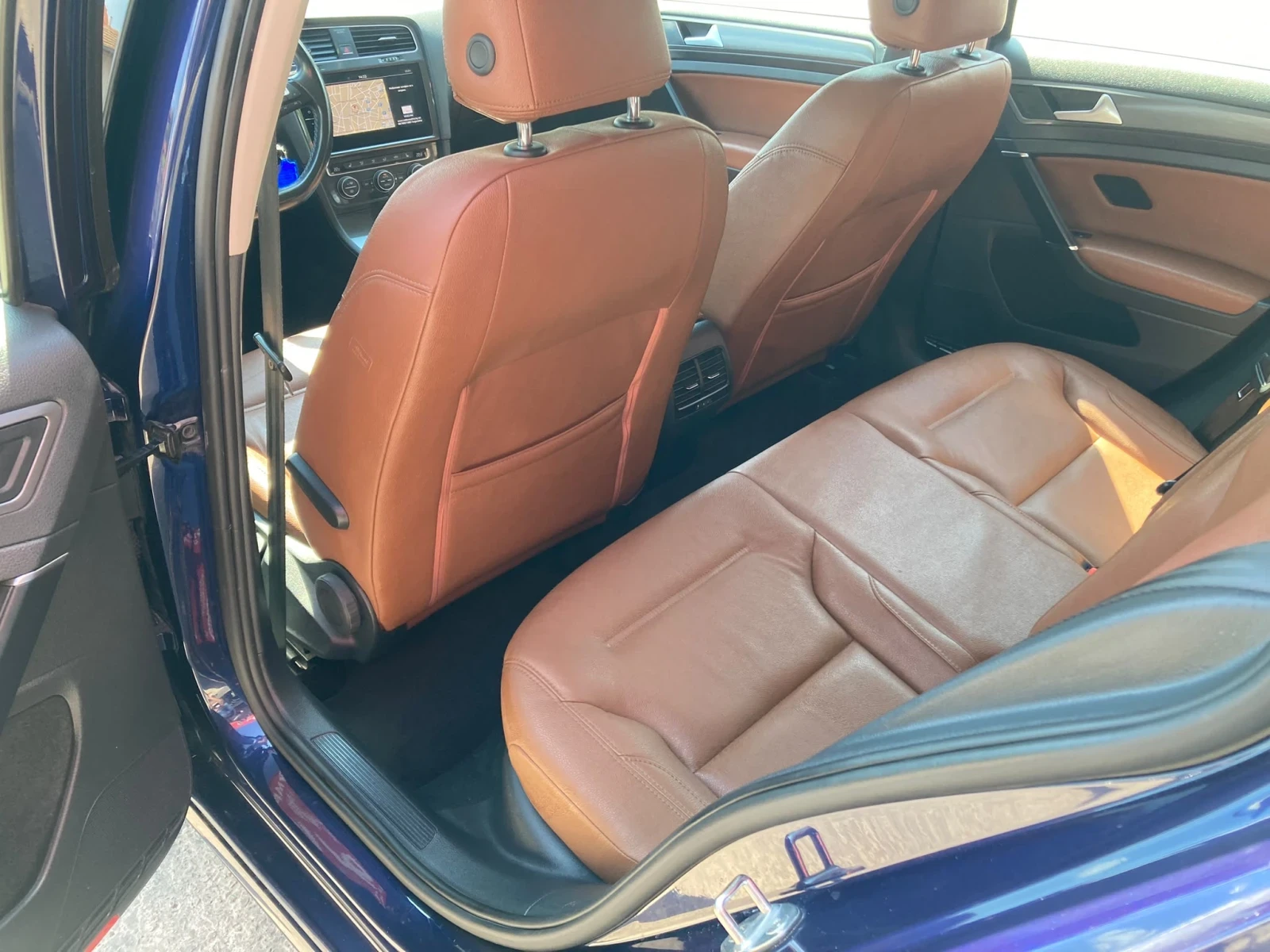 VW Golf, снимка 11 - Автомобили и джипове - 55854153