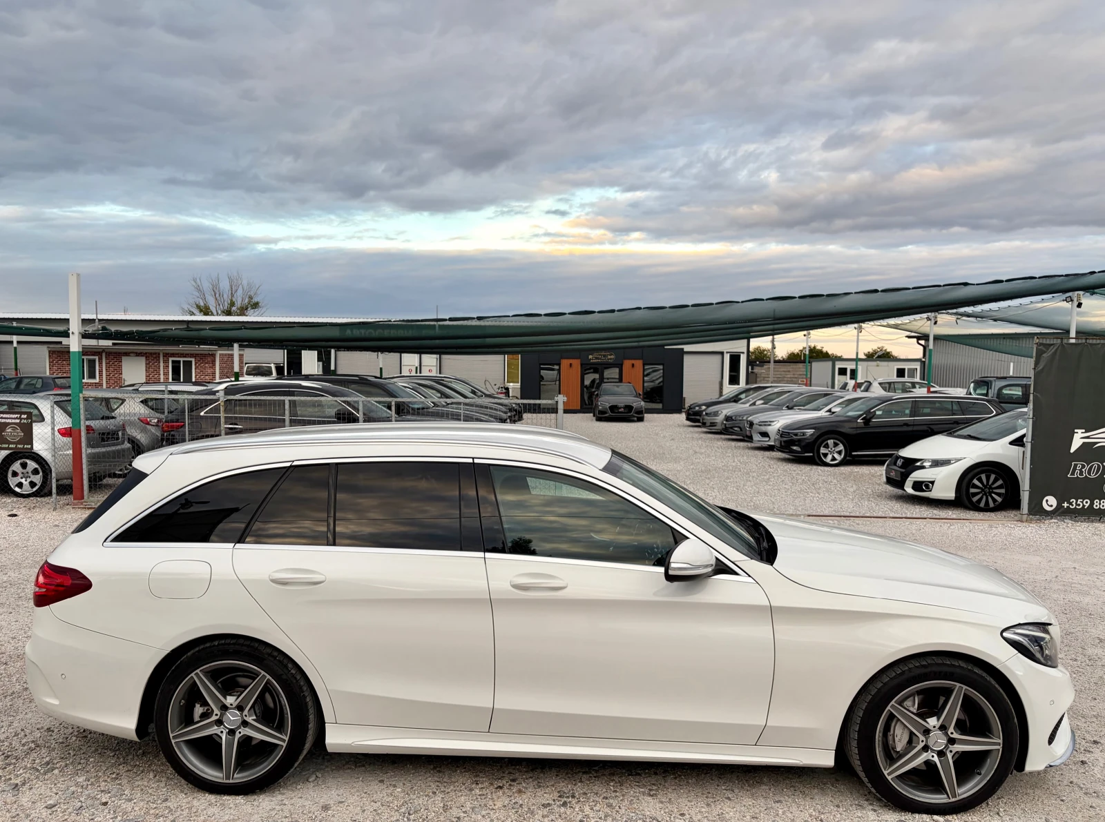 Mercedes-Benz C 220 AMG PACKET PREMIUM DISTRONIC PLUS HEAD UP 7GTRONIC, снимка 5 - Автомобили и джипове - 56089712