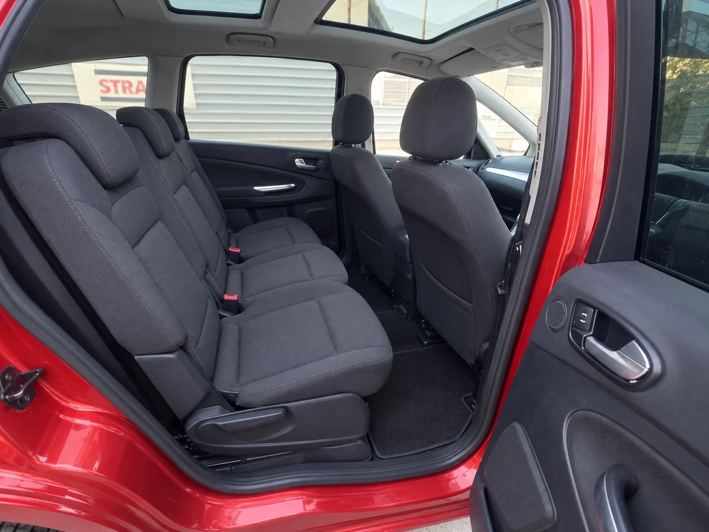 Ford S-Max 2.0 TDCi, снимка 4 - Автомобили и джипове - 56362505