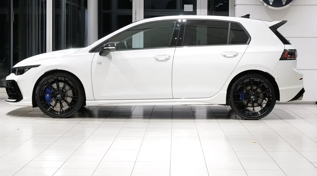 VW Golf R* AKRAPOVIC* H&K* HEAD-UP* 360CAM* DISTR*  | Mobile.bg � ����������� 3