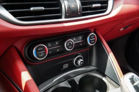 Alfa Romeo Stelvio 2021* TI* PANO* HARMAN* DIS* КРАЙНА ЦЕНА, снимка 14