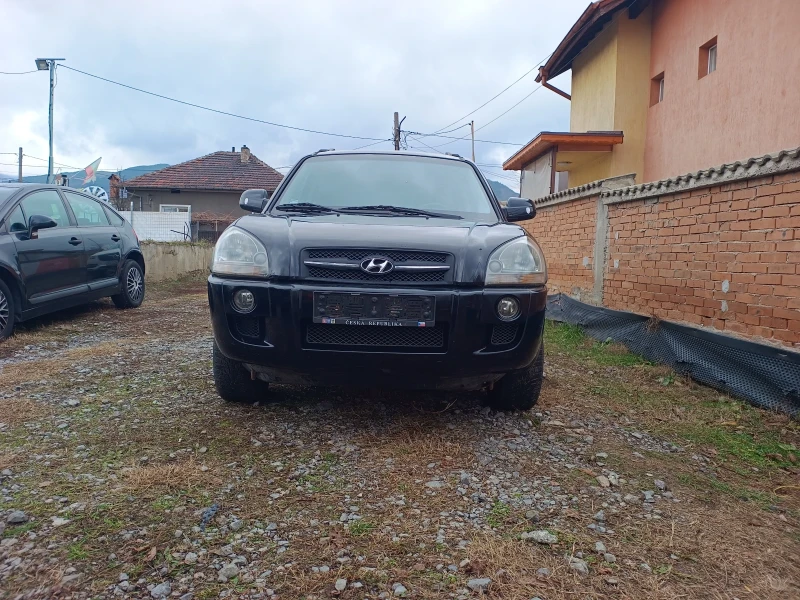 Hyundai Tucson 2.0 CRDI/Sport, снимка 2 - Автомобили и джипове - 48394545