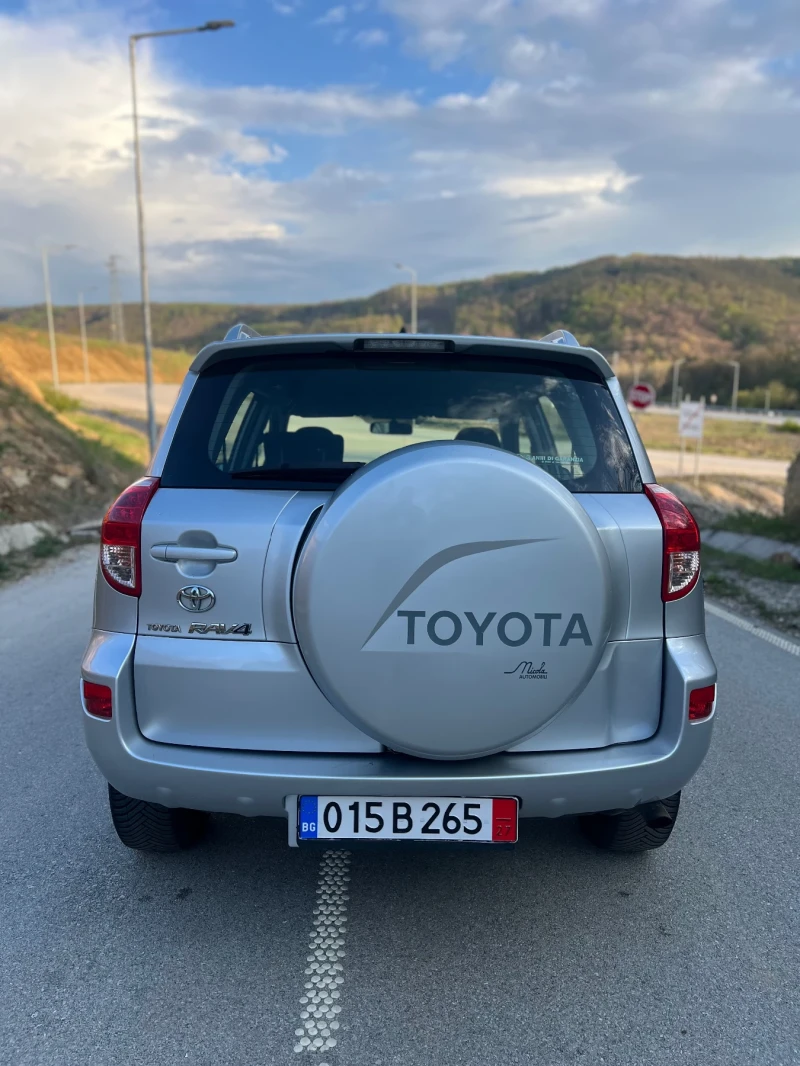 Toyota Rav4 * ИТАЛИЯ* 4х4 2.0-БЕНЗИН - Автоматик , снимка 6 - Автомобили и джипове - 50201261