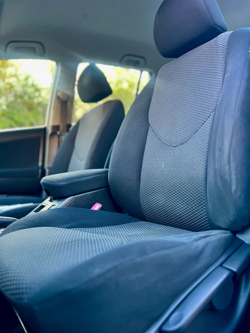 Toyota Rav4 * ИТАЛИЯ* 4х4 2.0-БЕНЗИН - Автоматик , снимка 11 - Автомобили и джипове - 50201261