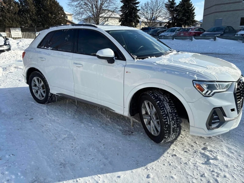 Audi Q3 * Quattro AWD * CARFAX * Дигитално табло, снимка 3 - Автомобили и джипове - 53264913