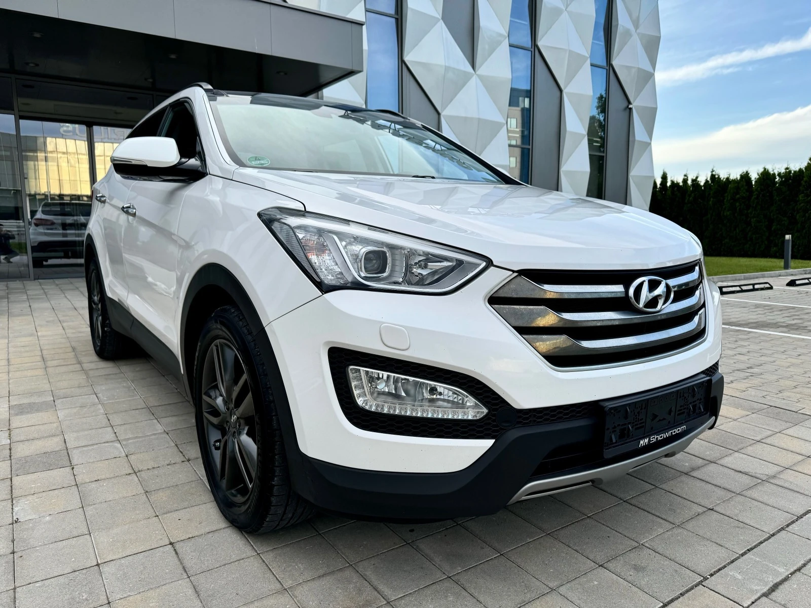 Hyundai Santa fe ПАНОРАМА-ОБДУХВАНЕ-KEYGO-ПАМЕТ-ПОДГРЕВ-EASY-ENTRY - изображение 3