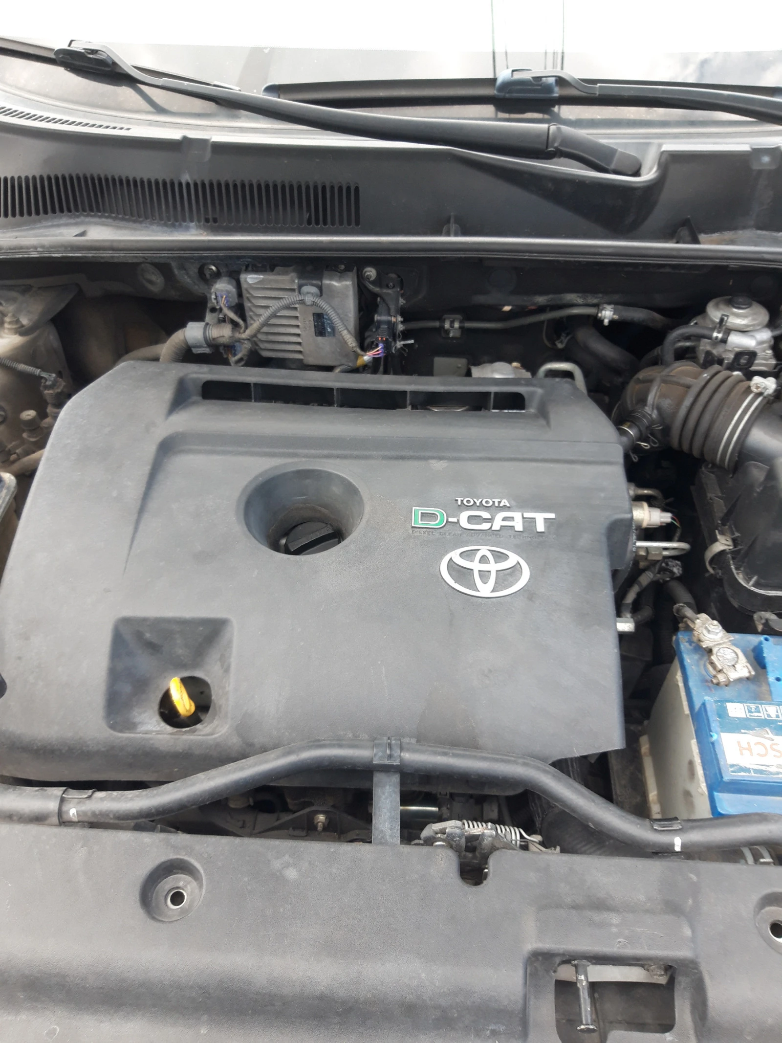 Toyota Rav4 2.2D-CAT НА ЧАСТИ.177К.С - изображение 6