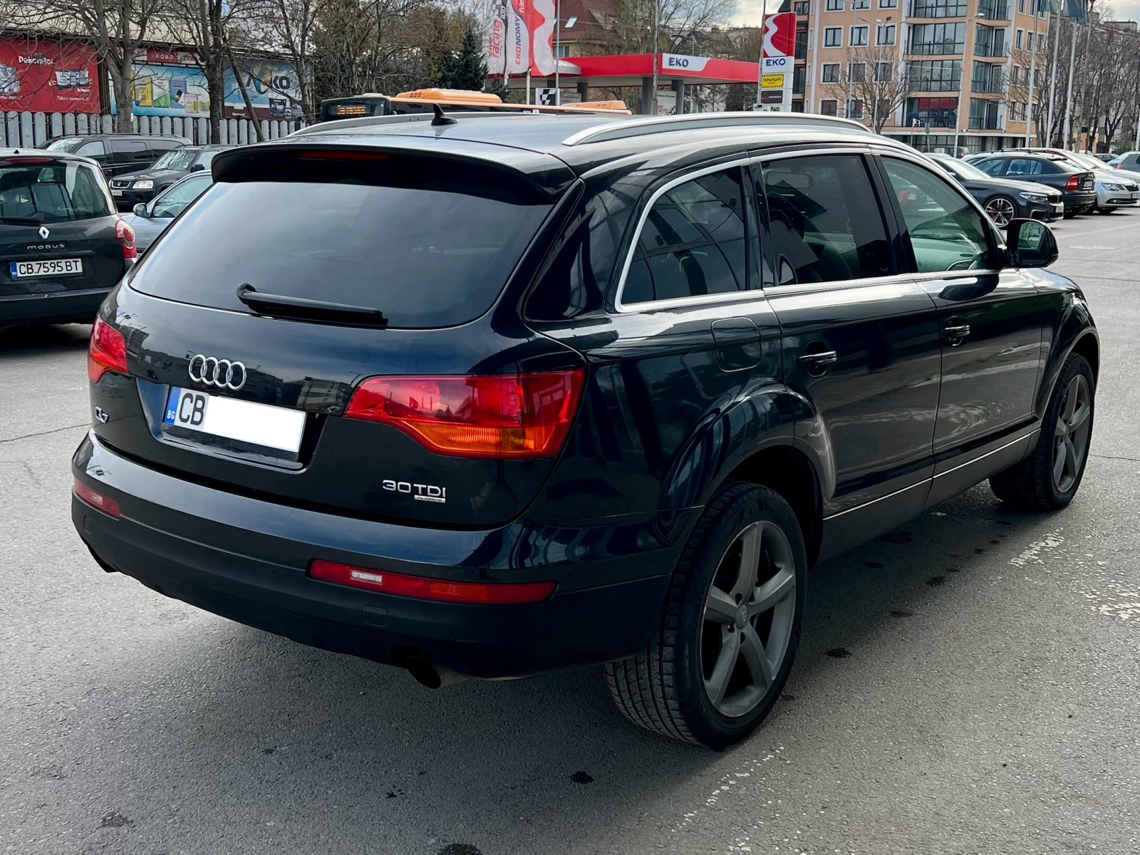 Audi Q7 3.0 TDI 239 к.с. - изображение 6