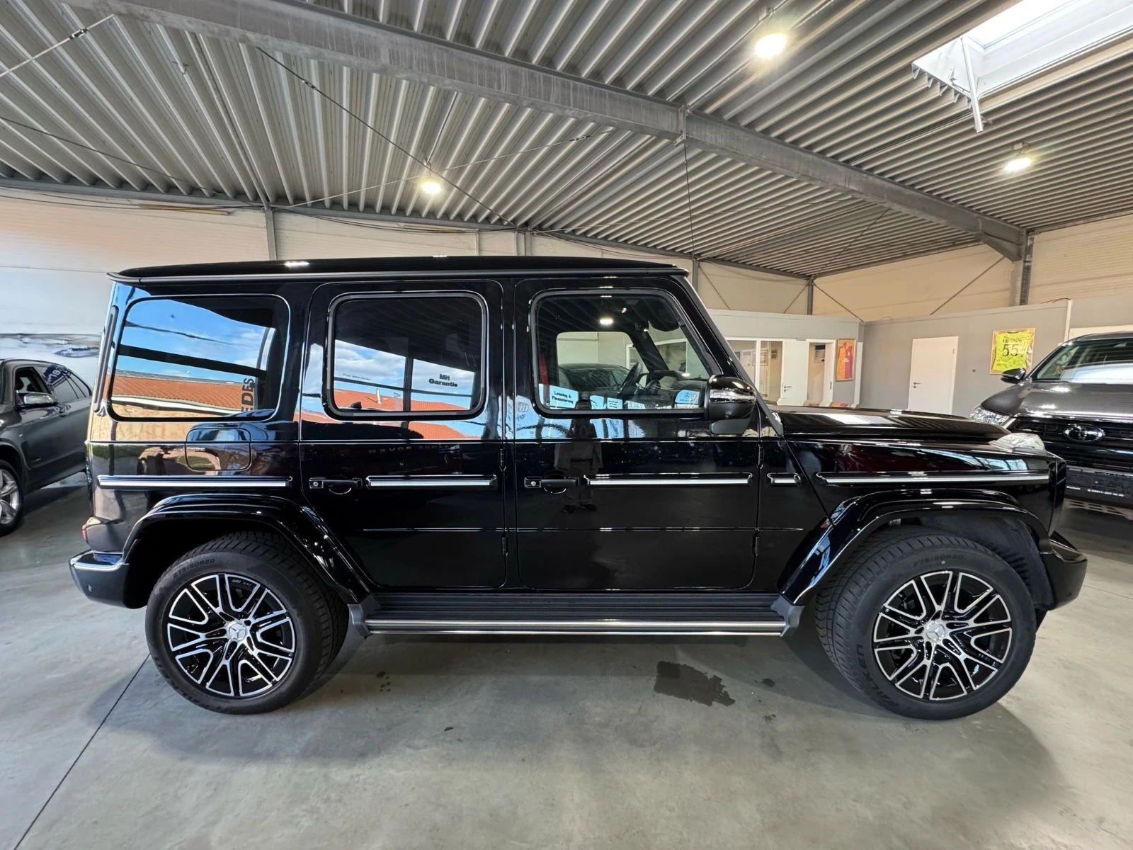 Mercedes-Benz G 450 d/AMG/4MATIC/FACELIFT/SUPERIOR/BURM/360/MANUFAKTUR - изображение 6