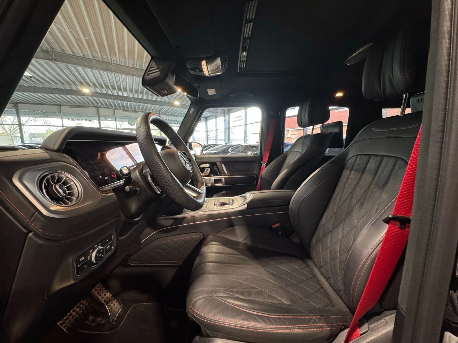 Mercedes-Benz G 450 d/AMG/4MATIC/FACELIFT/SUPERIOR/BURM/360/MANUFAKTUR - изображение 8