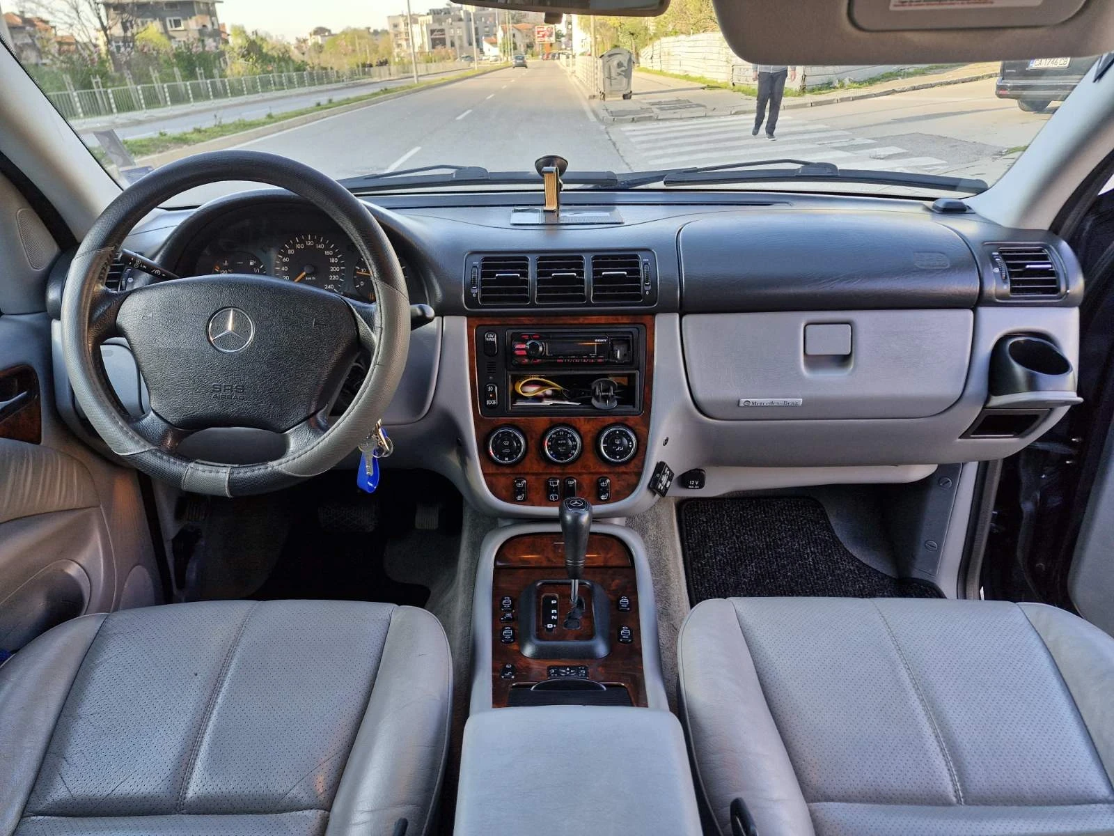 Mercedes-Benz ML 270 2.7 CDI  - изображение 10