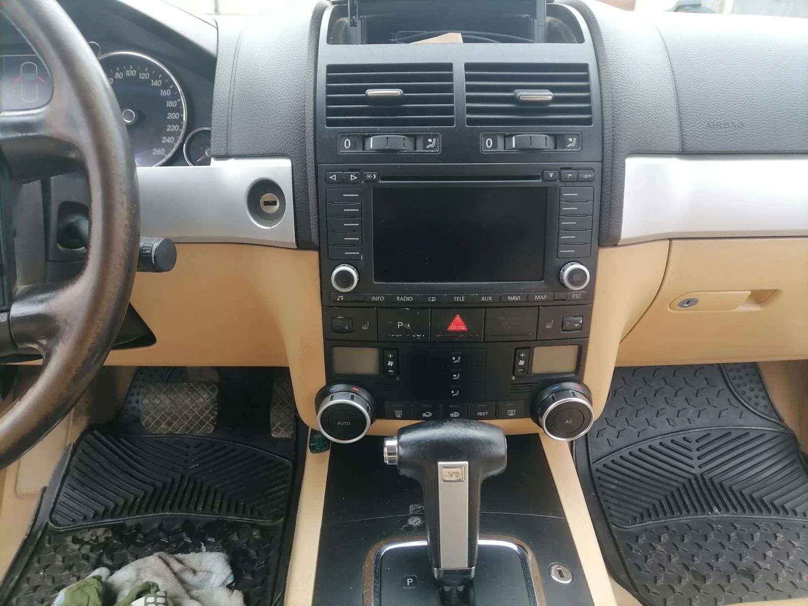 VW Touareg 3v6 - изображение 7