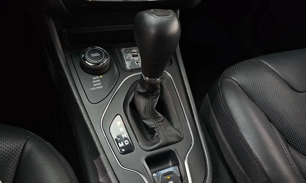 Jeep Cherokee 2.4 Longitude High AWD  - изображение 9