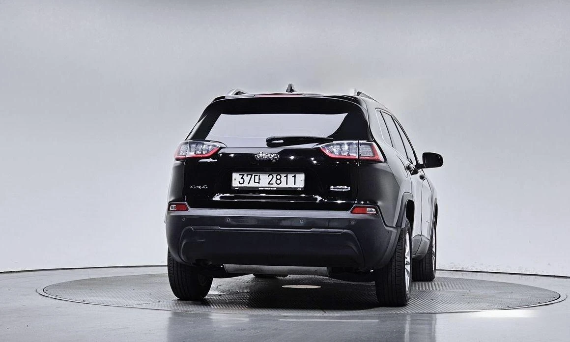 Jeep Cherokee 2.4 Longitude High AWD  - изображение 4