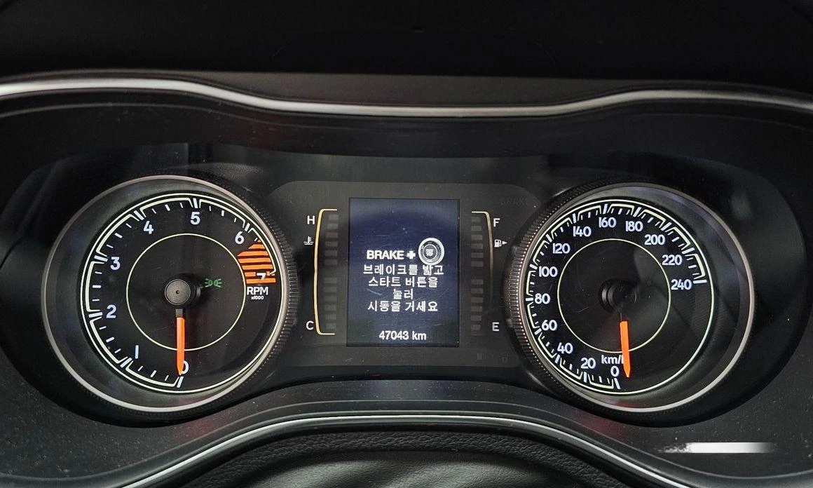 Jeep Cherokee 2.4 Longitude High AWD  - изображение 8