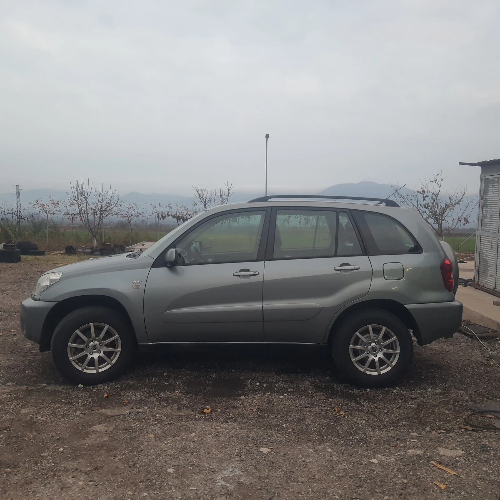 Toyota Rav4 2.0VVT-I - изображение 8