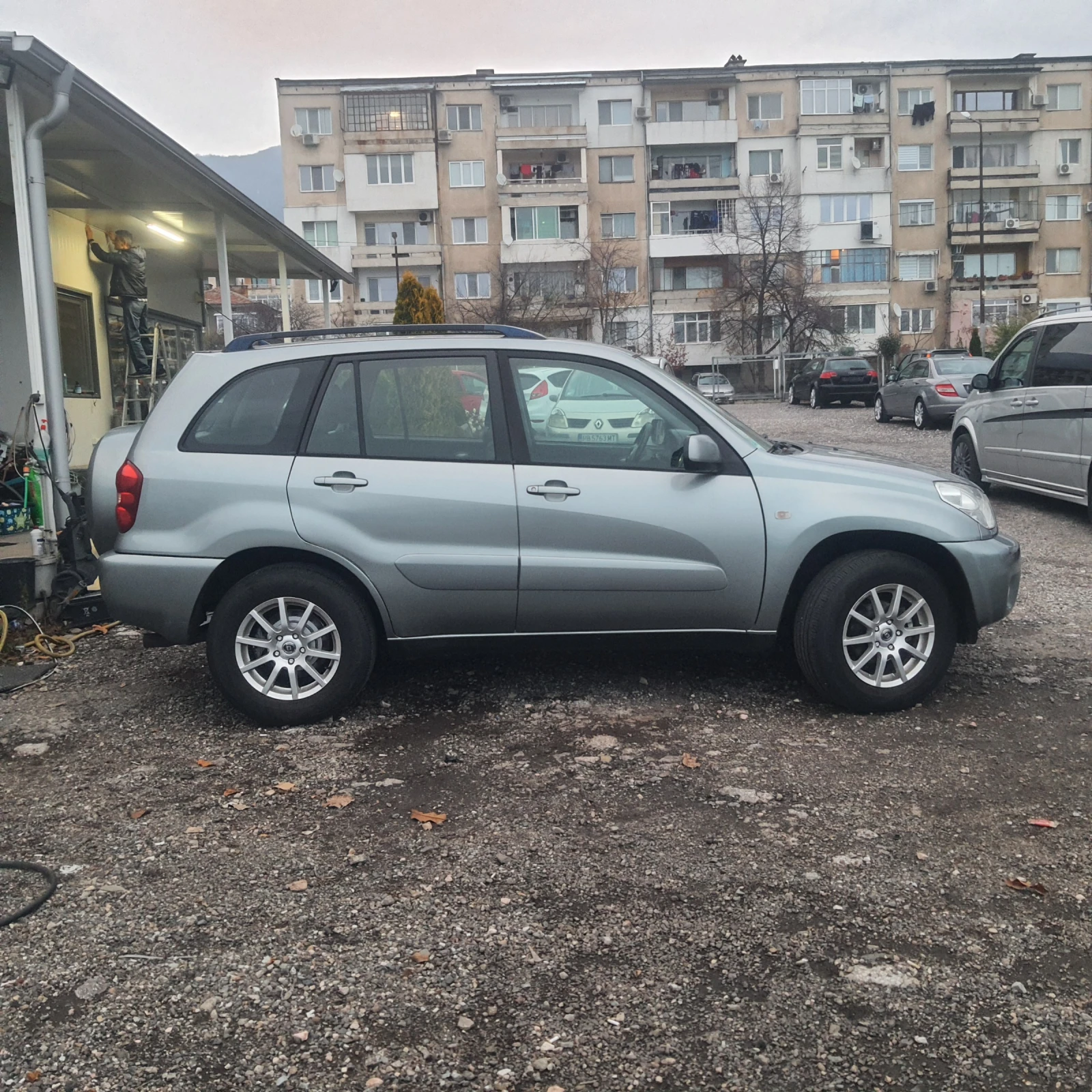 Toyota Rav4 2.0VVT-I - изображение 7