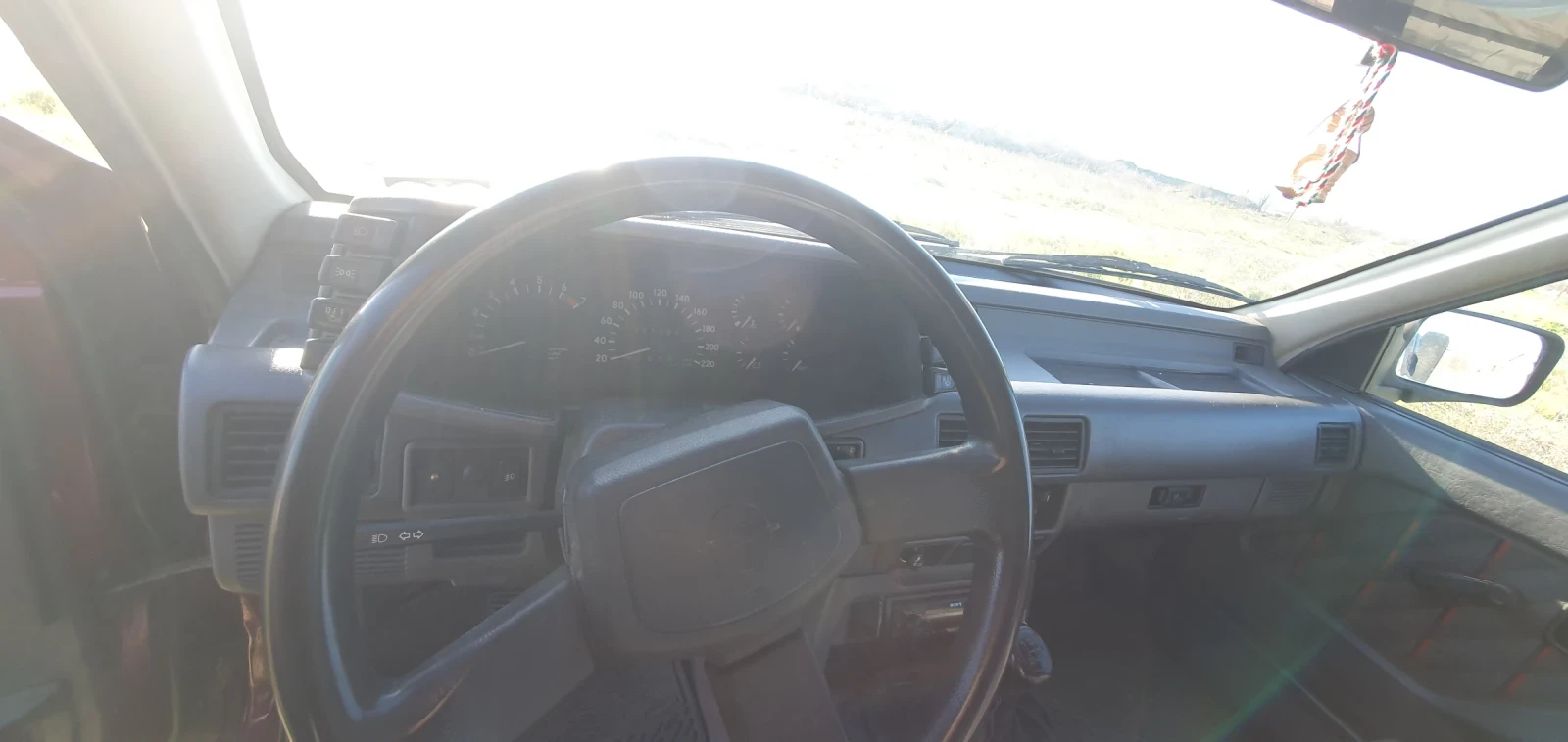 Opel Frontera 2.0 - изображение 8