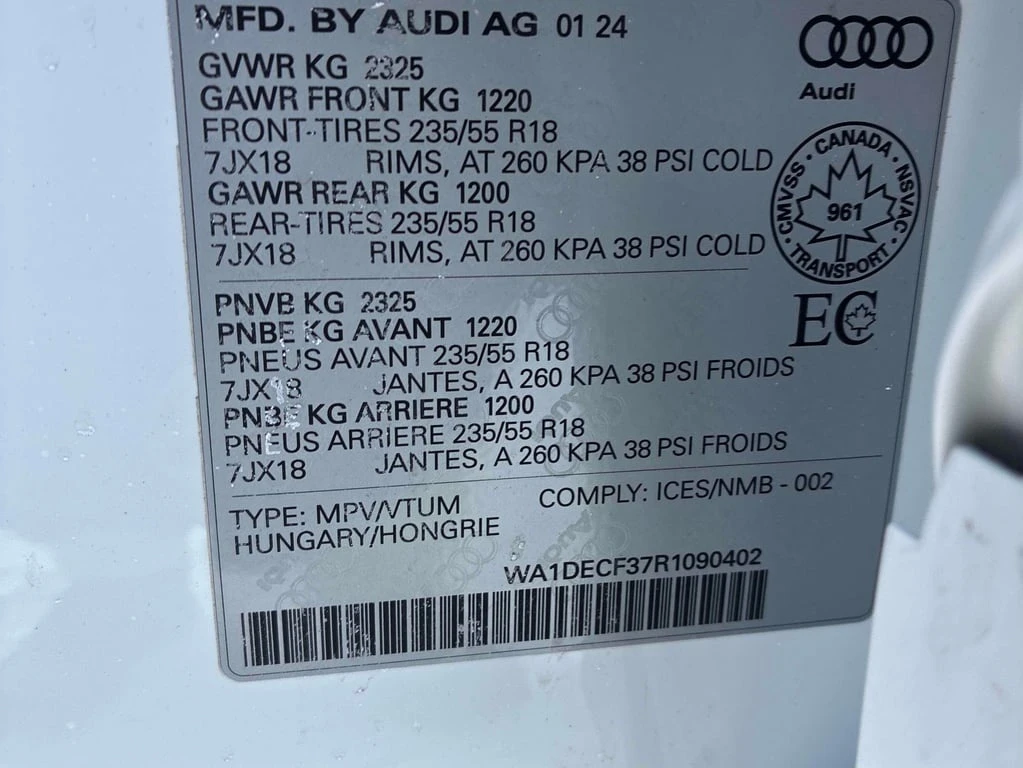 Audi Q3 * Quattro AWD * CARFAX * Дигитално табло - изображение 10