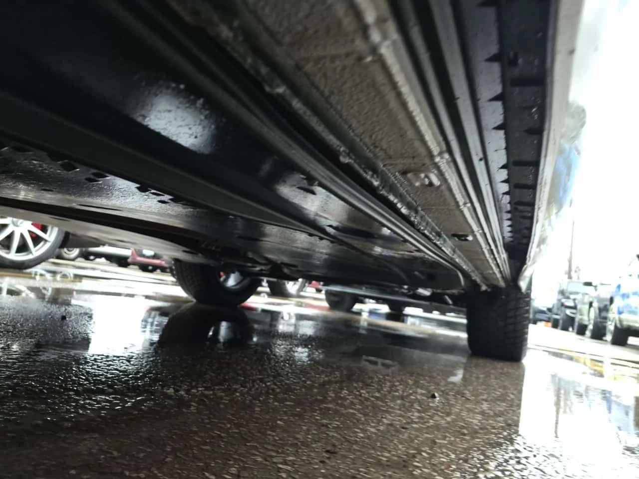 VW Tiguan * Comfortline R Line * CARFAX * 2 КЛЮЧА, снимка 11 - Автомобили и джипове - 54203418