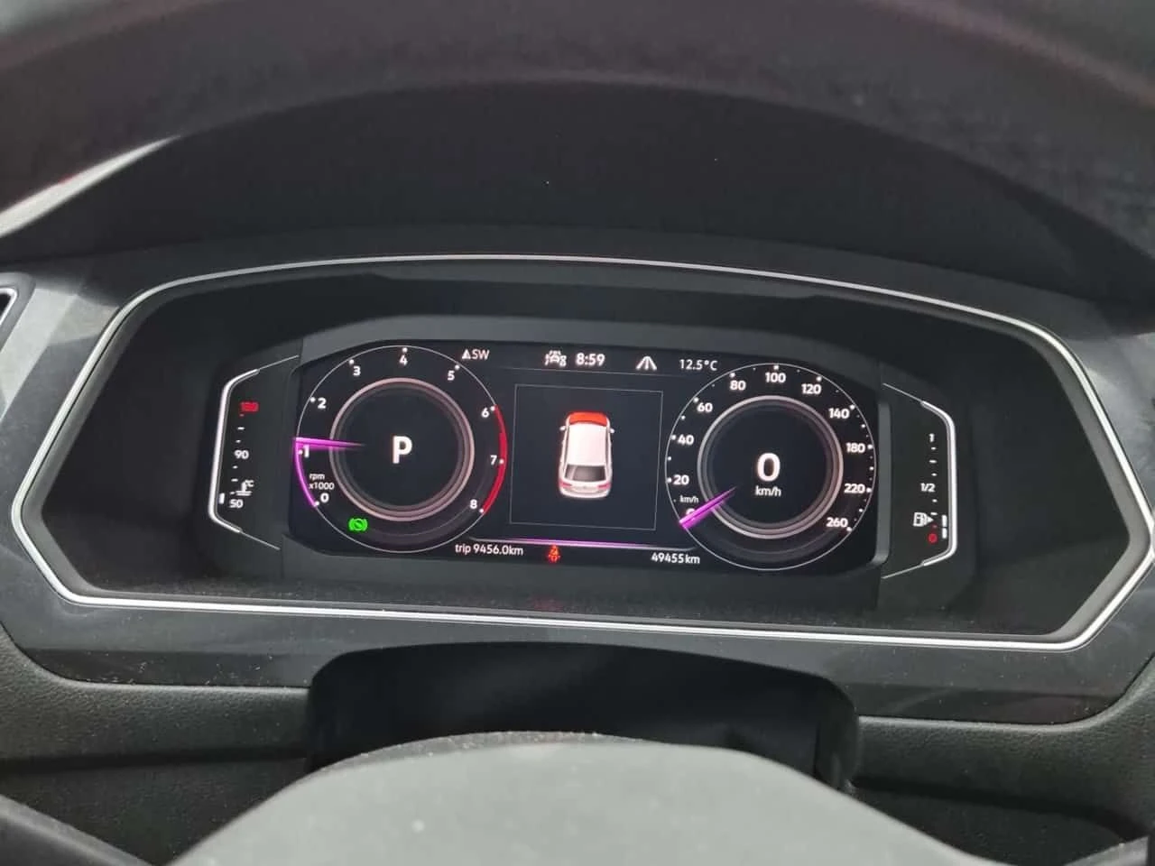 VW Tiguan * Comfortline R Line * CARFAX * 2 КЛЮЧА, снимка 7 - Автомобили и джипове - 54203418