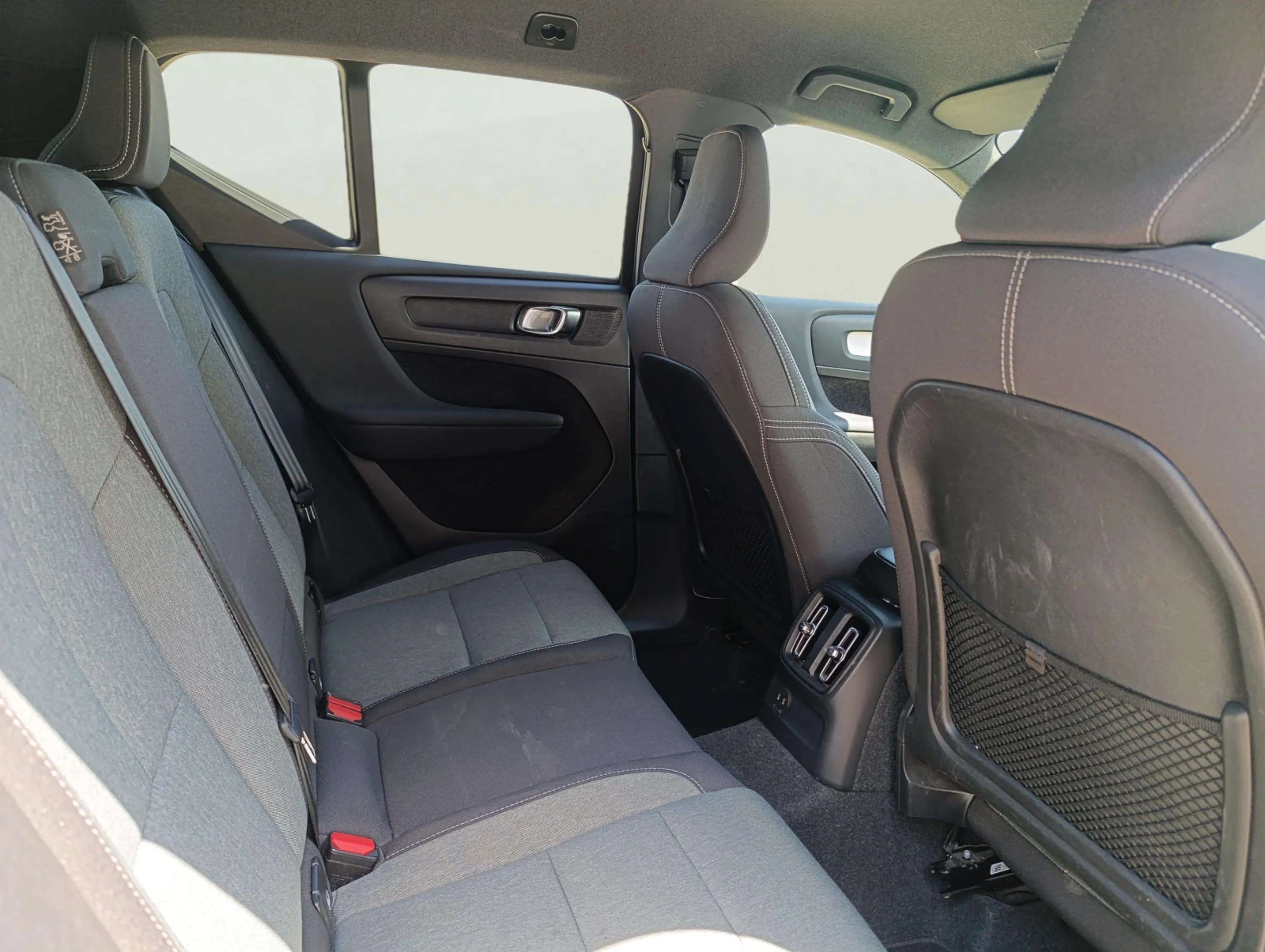 Volvo XC40 Т5, снимка 10 - Автомобили и джипове - 54934480