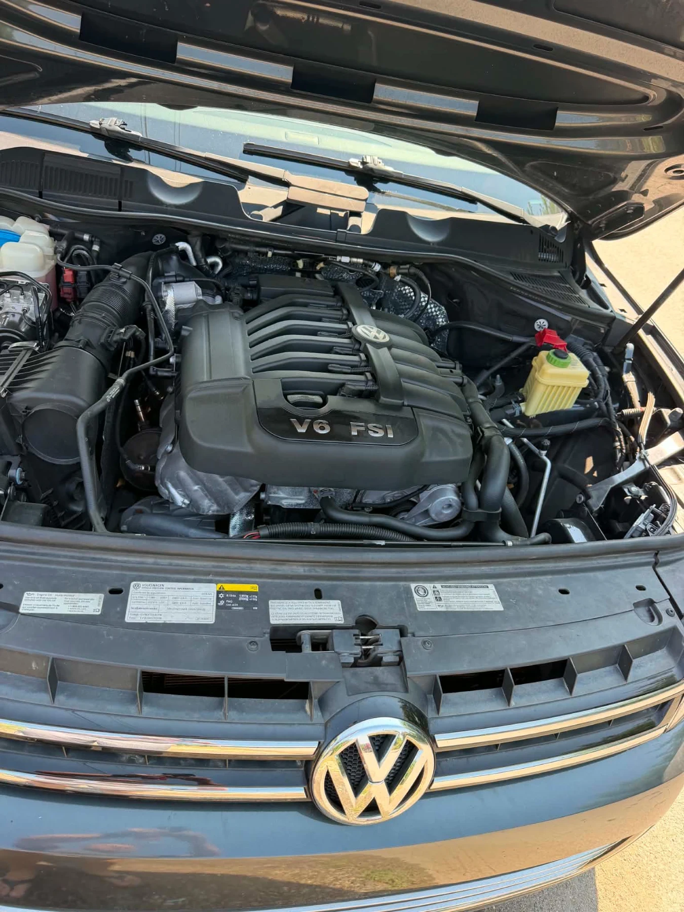 VW Touareg, снимка 13 - Автомобили и джипове - 55071302