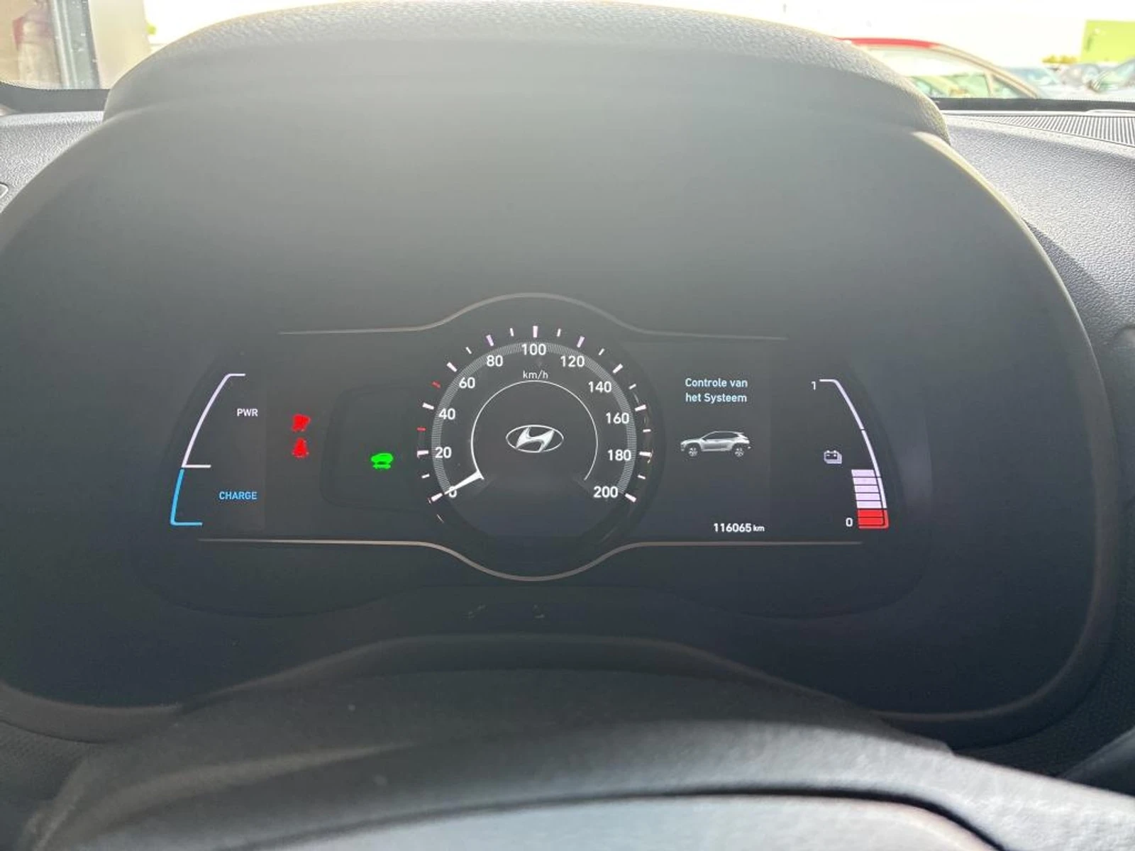 Hyundai Kona 64 kWh Fashion, снимка 5 - Автомобили и джипове - 55274805